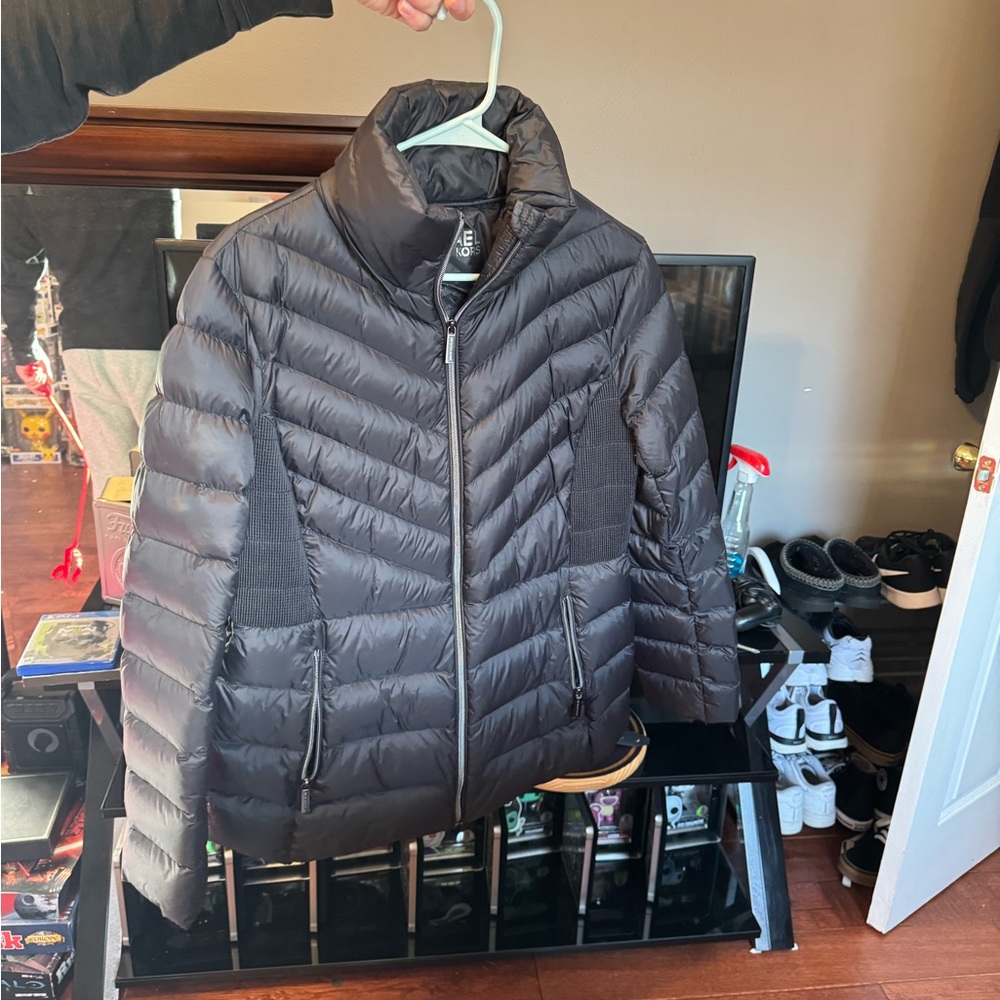 Micheal kors light jacket